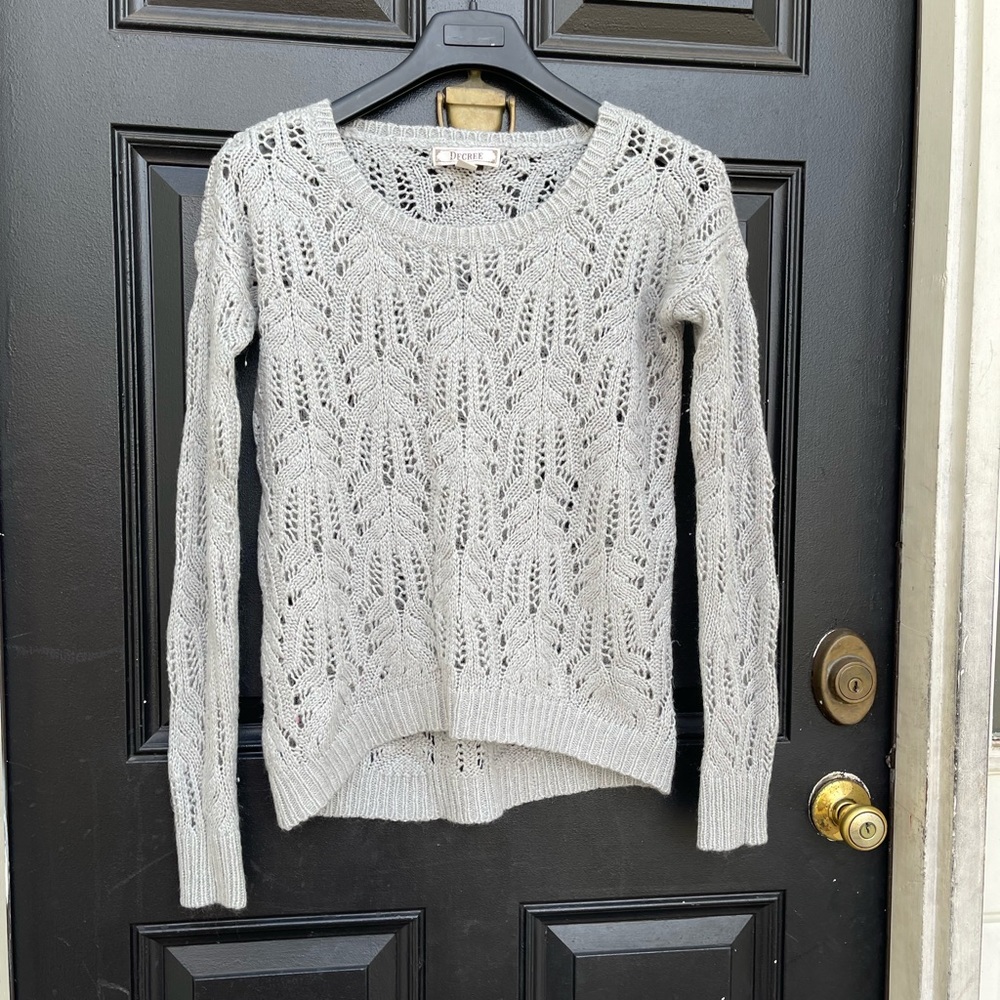 Decree women light sweater size L